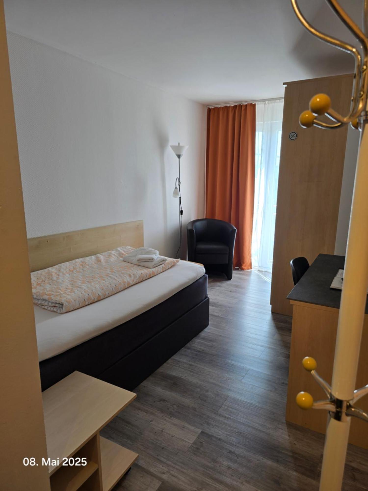 Hotel Ackermann Riedstadt Εξωτερικό φωτογραφία
