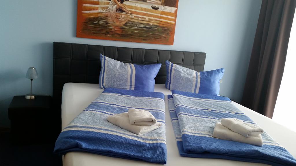 Hotel Ackermann Riedstadt Εξωτερικό φωτογραφία