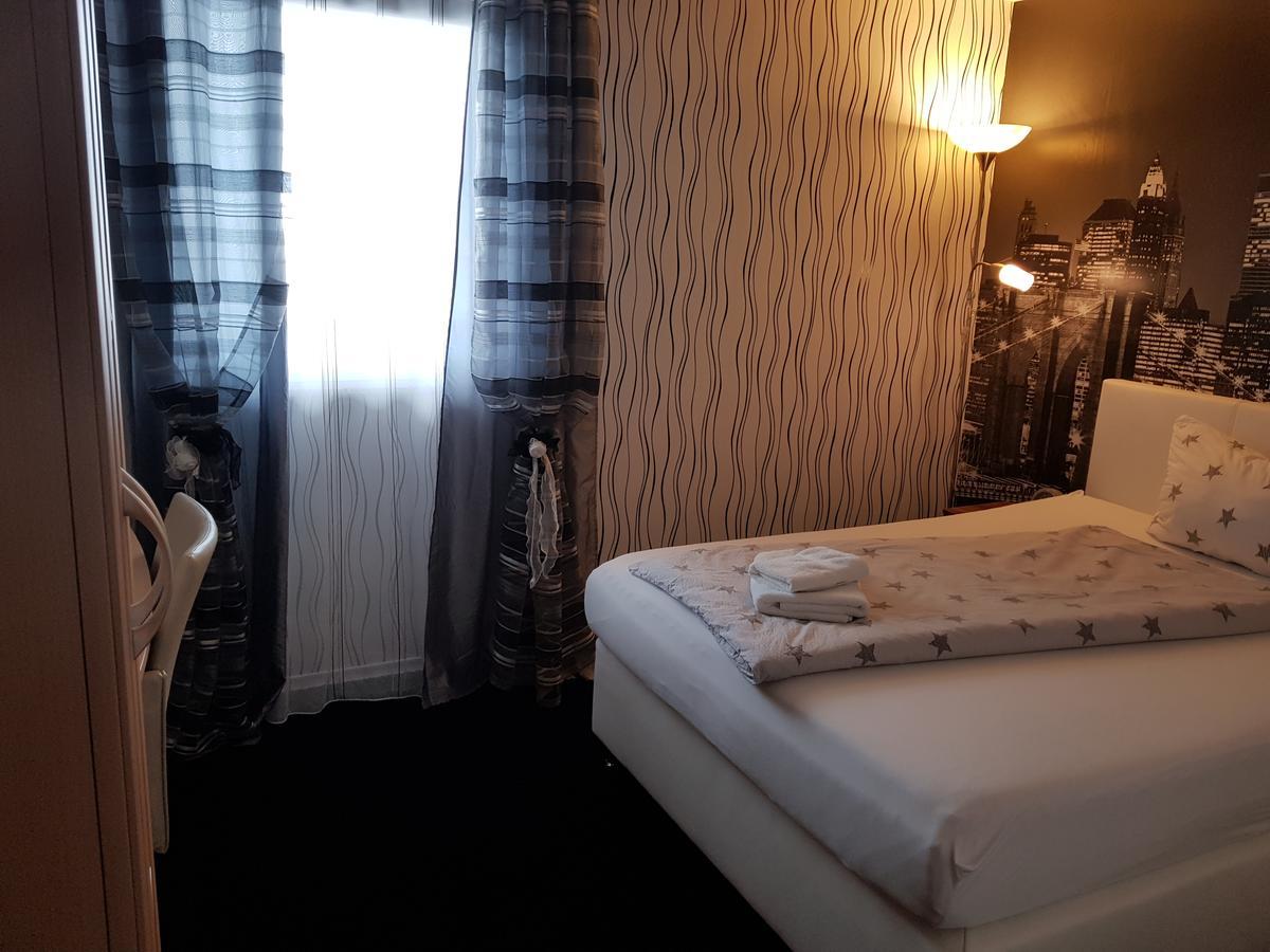 Hotel Ackermann Riedstadt Εξωτερικό φωτογραφία